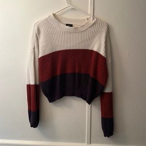 Knitted tri-color sweater